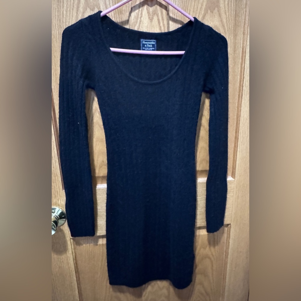 Black Abercrombie and Fitch sweater dress XXS